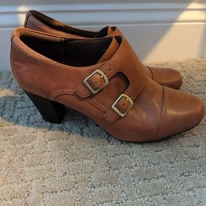 OFFERS WELCOME Clarks Double Strap Booties 9.5M